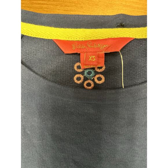 Lilly Pulitzer Women’s XS Landyn Sweatshirt Top Comfy Navy Pullover Embroidered - Picture 3 of 6